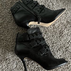 michael kors black heals